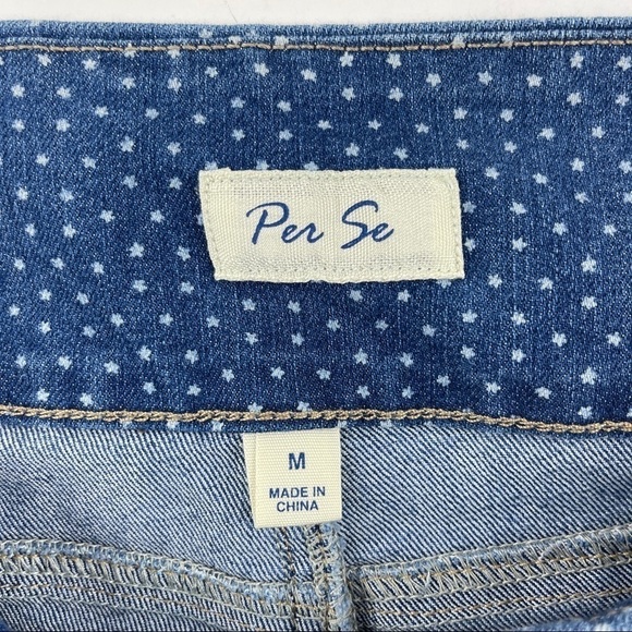 Per Se Jean Shorts Womens Medium Blue Denim White Stars Rolled Hem Pull On - Picture 2 of 7